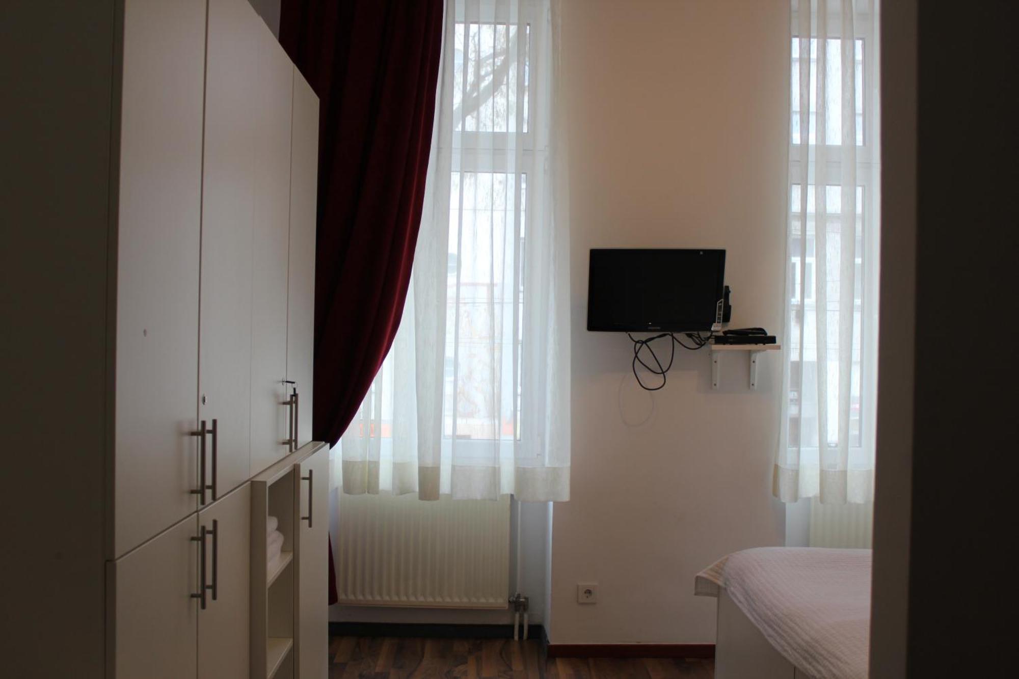 Arnes Hotel Vienna Exterior photo