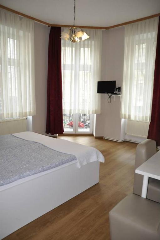 Arnes Hotel Vienna Exterior photo